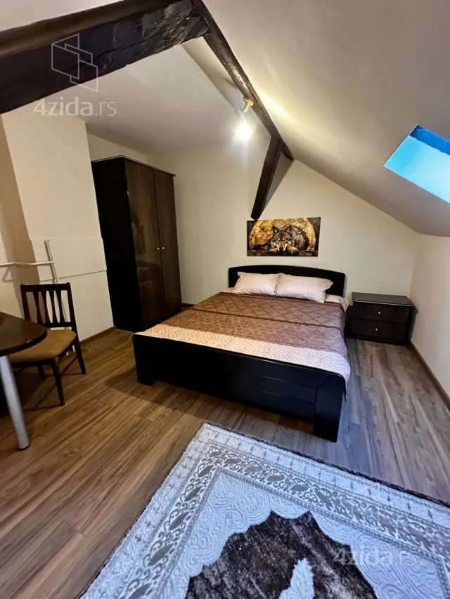 For rent: 4-bedroom apartment — Vračar — photo 11