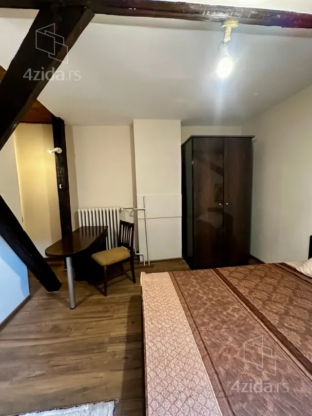 For rent: 4-bedroom apartment — Vračar — photo 12