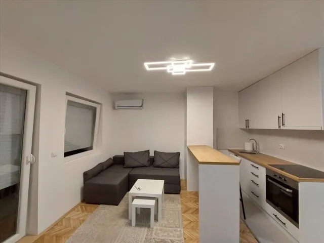 Izdavanje: Dvosoban stan, 37 m² — Opština Novi Sad — fotografija 4
