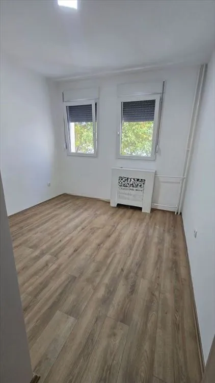 Аренда: однокомнатная квартира, 22 м² — Звездара — фото 3