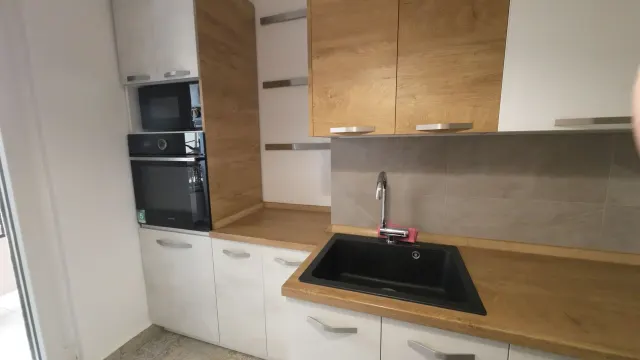 For rent: 3-bedroom apartment — Novi Beograd — photo 9