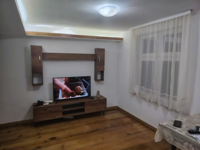 Дом, 143 м² — Вождовац