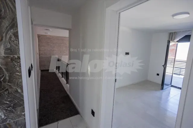 Kuća, 400 m² — Opština Mladenovac — fotografija 18