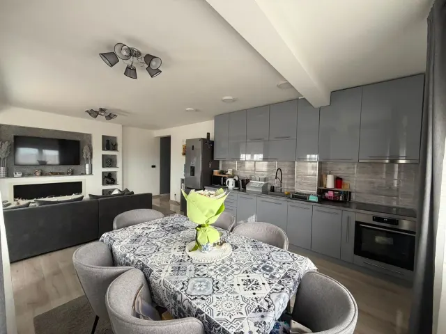 Квартира, 117 м² — Младеновац